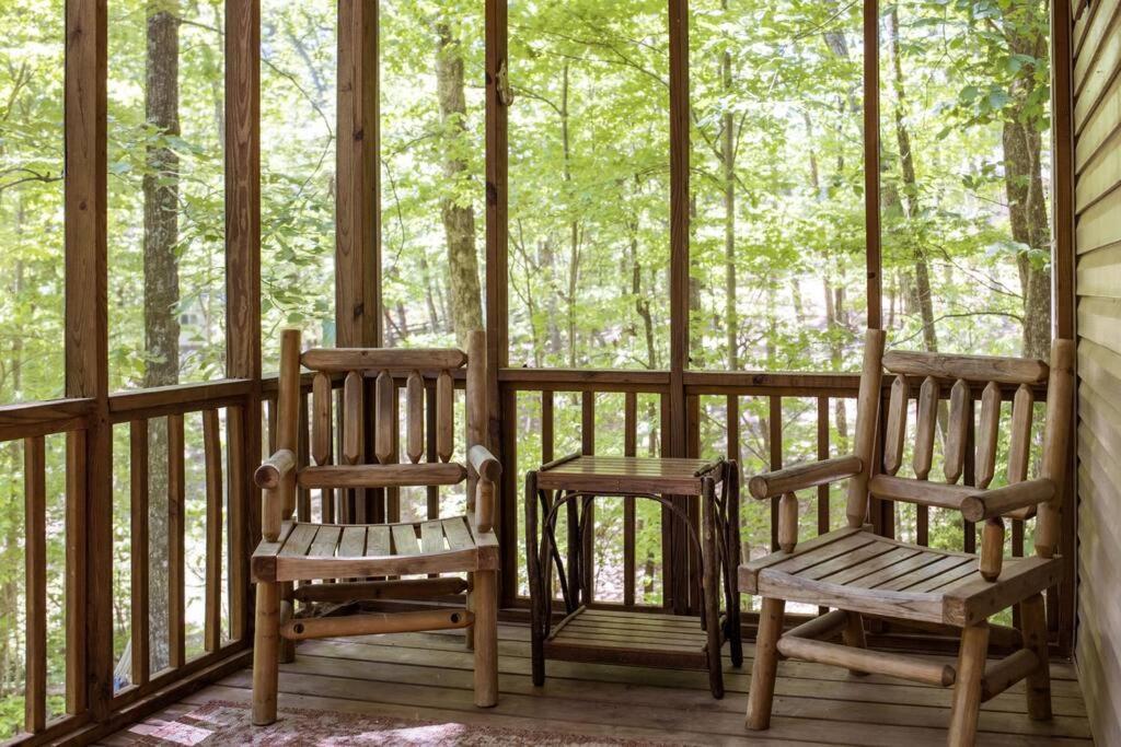 Pet Friendly Luxury Cabin Near Helen With Fire Pit Кливленд Экстерьер фото