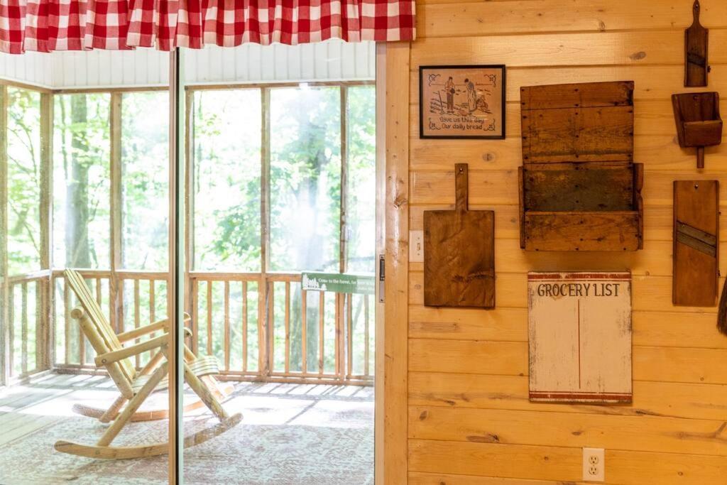 Pet Friendly Luxury Cabin Near Helen With Fire Pit Кливленд Экстерьер фото