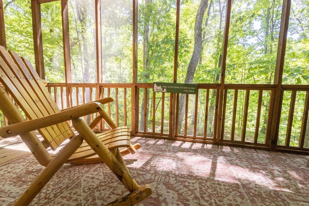 Pet Friendly Luxury Cabin Near Helen With Fire Pit Кливленд Экстерьер фото