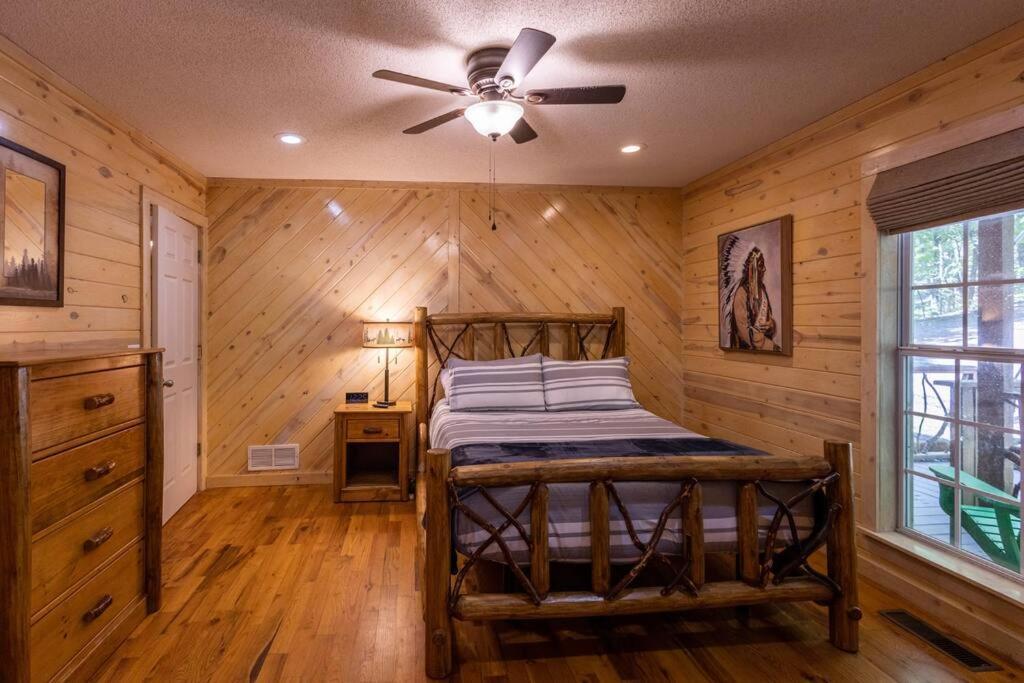 Pet Friendly Luxury Cabin Near Helen With Fire Pit Кливленд Экстерьер фото